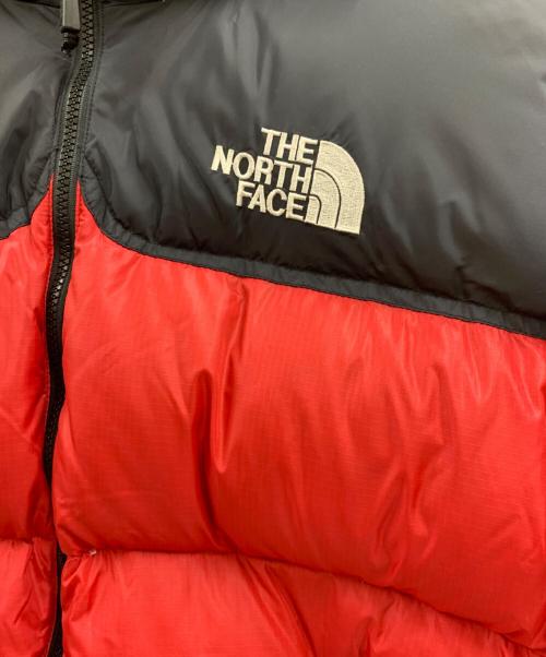 THE NORTH FACE（ザ ノース フェイス）THE NORTH FACE (ザ ノース フェイス) THE NORTH FACE　ダウンジャケット レッド×ブラック サイズ:Mの古着・服飾アイテム