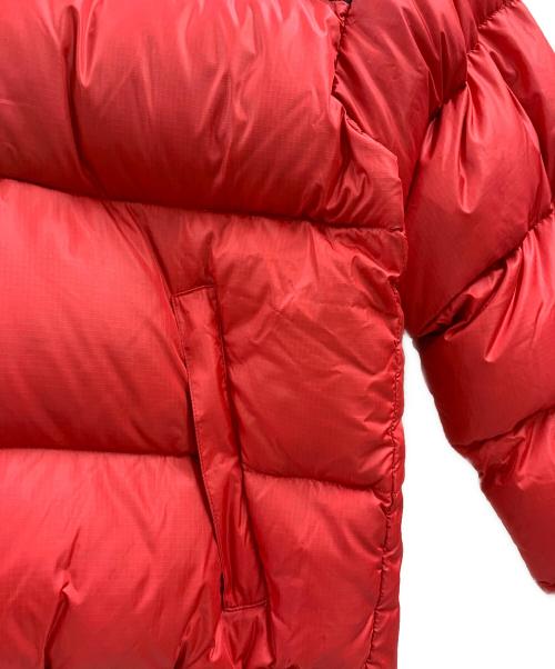 THE NORTH FACE（ザ ノース フェイス）THE NORTH FACE (ザ ノース フェイス) THE NORTH FACE　ダウンジャケット レッド×ブラック サイズ:Mの古着・服飾アイテム