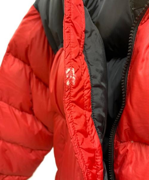 THE NORTH FACE（ザ ノース フェイス）THE NORTH FACE (ザ ノース フェイス) THE NORTH FACE　ダウンジャケット レッド×ブラック サイズ:Mの古着・服飾アイテム
