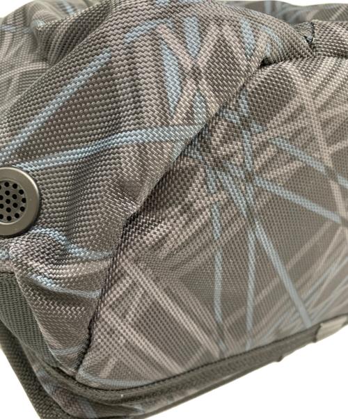 TUMI（トゥミ）TUMI (トゥミ) TUMI　リュック グレーの古着・服飾アイテム