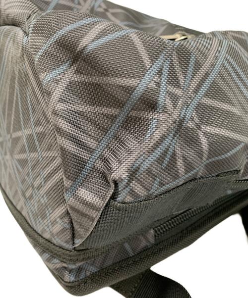 TUMI（トゥミ）TUMI (トゥミ) TUMI　リュック グレーの古着・服飾アイテム