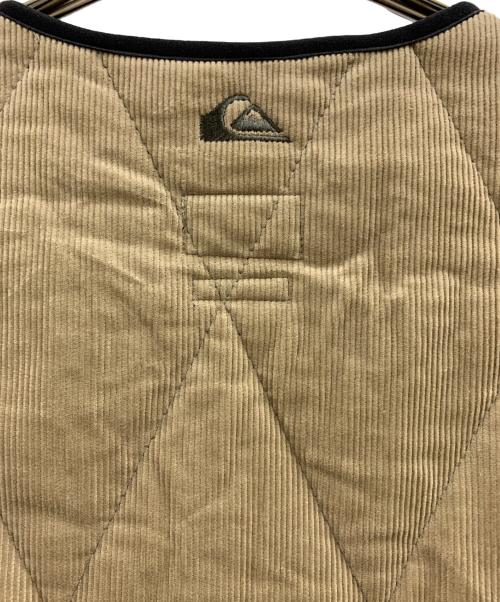 Quiksilver（クイックシルバー）Quiksilver (クイックシルバー) Quiksilver キルティングコーデュロイジャケット ベージュ サイズ:Lの古着・服飾アイテム