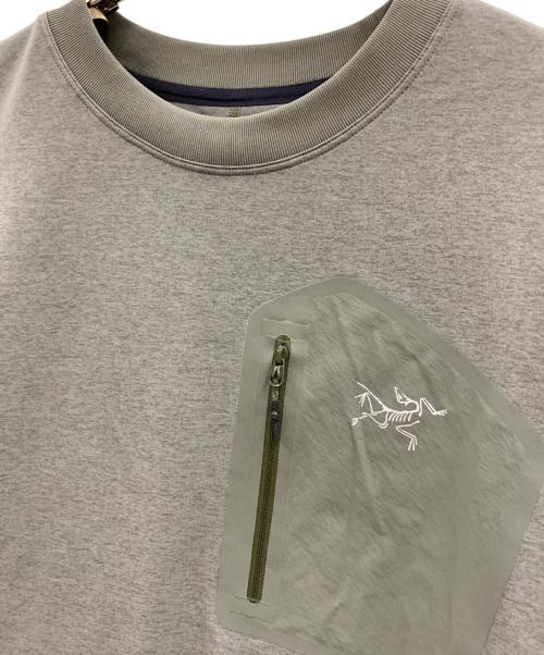 ARC'TERYX（アークテリクス）ARC'TERYX (アークテリクス) ARC'TERYX　半袖カットソー オリーブ サイズ:Sの古着・服飾アイテム