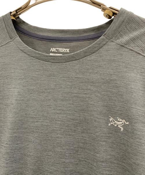 ARC'TERYX（アークテリクス）ARC'TERYX (アークテリクス) ARC'TERYX　半袖カットソー グレー サイズ:Lの古着・服飾アイテム