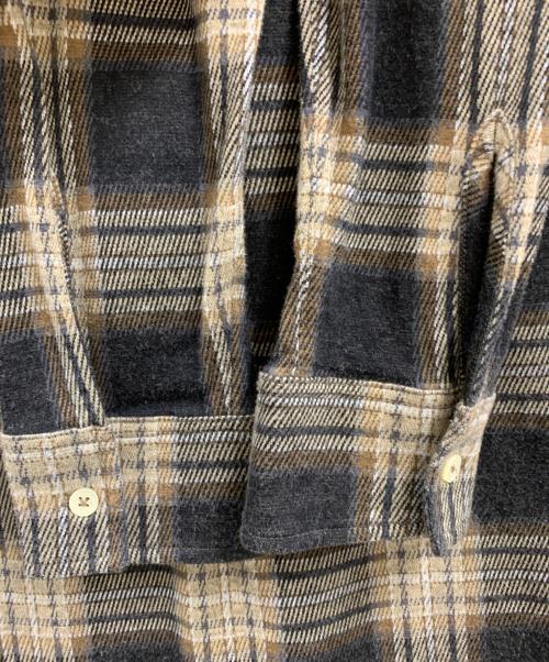 LACOSTE（ラコステ）LACOSTE (ラコステ) LACOSTE 長袖シャツ ブラック×ベージュ サイズ:Mの古着・服飾アイテム