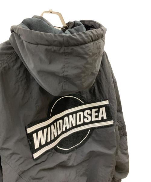 WIND AND SEA（ウィンダンシー）WIND AND SEA (ウィンダンシー) WIND AND SEA　ロゴ入り中綿ジャケット ブラック サイズ:Sの古着・服飾アイテム