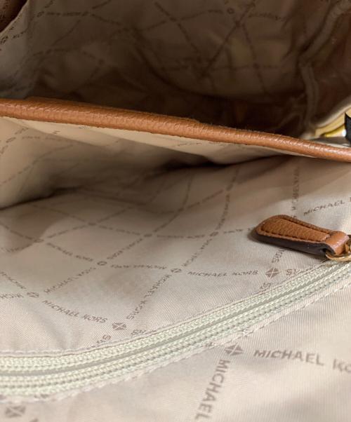 MICHAEL KORS（マイケル・コース）MICHAEL KORS (マイケル・コース) MICHAEL KORS　リュック ホワイトの古着・服飾アイテム