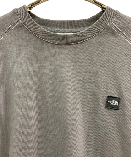 THE NORTH FACE WHITE LABEL（ザノースフェイスホワイトレーベル）THE NORTH FACE WHITE LABEL (ザノースフェイスホワイトレーベル) THE NORTH FACE WHITE LABEL　スウェット チャコールグレー サイズ:2XLの古着・服飾アイテム