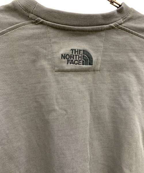 THE NORTH FACE WHITE LABEL（ザノースフェイスホワイトレーベル）THE NORTH FACE WHITE LABEL (ザノースフェイスホワイトレーベル) THE NORTH FACE WHITE LABEL　スウェット チャコールグレー サイズ:2XLの古着・服飾アイテム