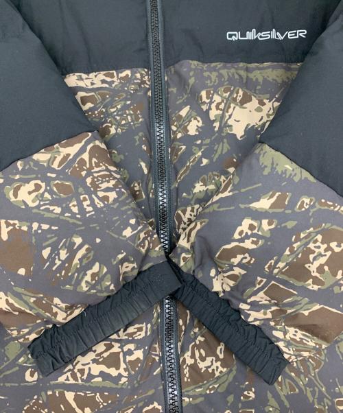 Quiksilver（クイックシルバー）Quiksilver (クイックシルバー) Quiksilver　中綿ジャケット ブラック×カーキ サイズ:XLの古着・服飾アイテム