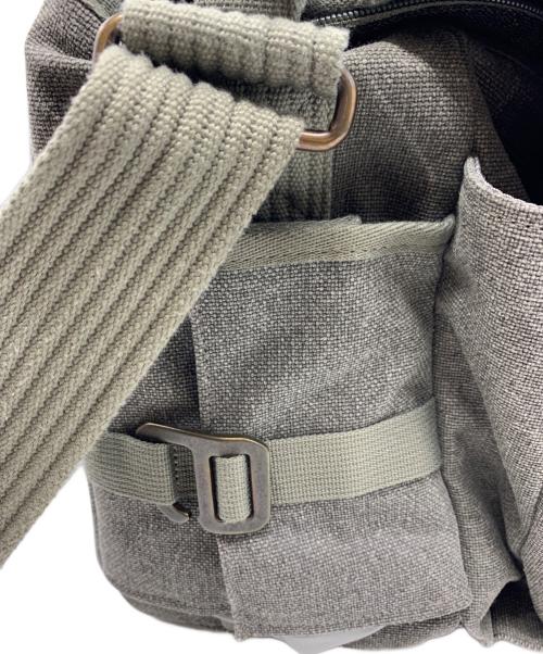 thinktank（シンクタンク）thinktank (シンクタンク) thinktank　カメラバッグ オリーブの古着・服飾アイテム