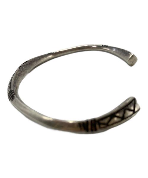 不明（不明）不明 (不明) トゥアレグバングル シルバーの古着・服飾アイテム