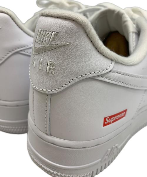 NIKE（ナイキ）NIKE (ナイキ) SUPREME (シュプリーム) NIKE　Supreme　ローカットスニーカー ホワイト サイズ:26.5cmの古着・服飾アイテム