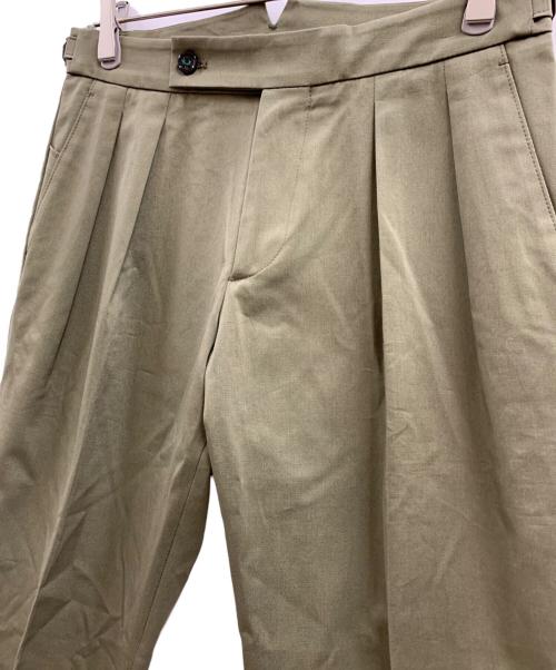 BERWICH（ベルウィッチ）BERWICH (ベルウィッチ) BERWICH　ノータックスリムスラックス グリーン サイズ:44の古着・服飾アイテム