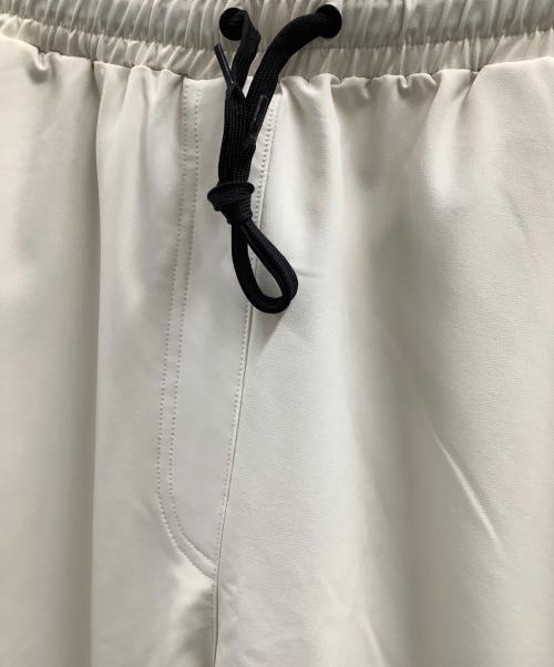 RVCA（ルーカ）RVCA (ルーカ) MINI RVCA TECK PANTS アイボリー サイズ:M 未使用品の古着・服飾アイテム