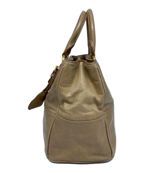 MIU MIU（ミュウミュウ）MIU MIU (ミュウミュウ) MIU MIU　2WAYハンドバッグ ベージュの古着・服飾アイテム