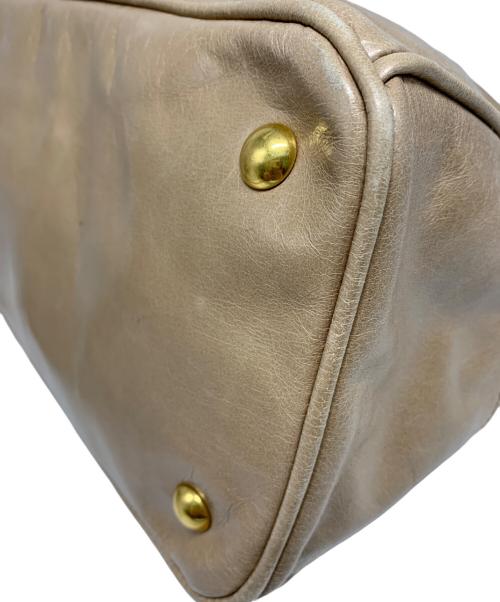 MIU MIU（ミュウミュウ）MIU MIU (ミュウミュウ) MIU MIU　2WAYハンドバッグ ベージュの古着・服飾アイテム