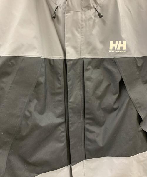 HELLY HANSEN（ヘリーハンセン）HELLY HANSEN (ヘリーハンセン) HELLY HANSEN　マウンテンパーカー グレー×ブラック サイズ:XLの古着・服飾アイテム