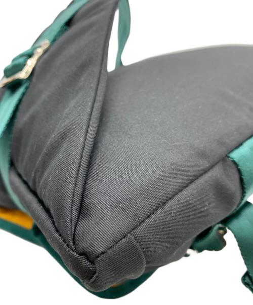 Vivienne Westwood（ヴィヴィアンウエストウッド）Vivienne Westwood (ヴィヴィアンウエストウッド) Vivienne Westwood　ボディバッグ ブラック×グリーンの古着・服飾アイテム