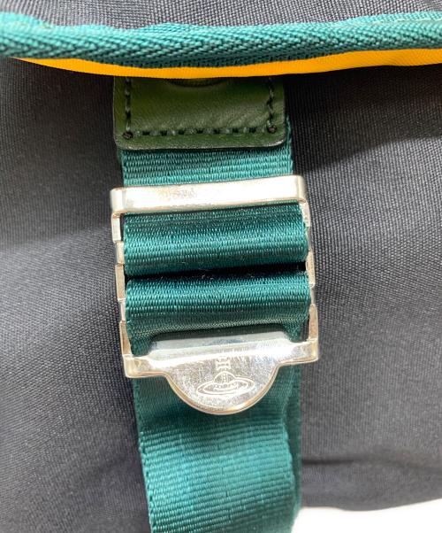 Vivienne Westwood（ヴィヴィアンウエストウッド）Vivienne Westwood (ヴィヴィアンウエストウッド) Vivienne Westwood　ボディバッグ ブラック×グリーンの古着・服飾アイテム