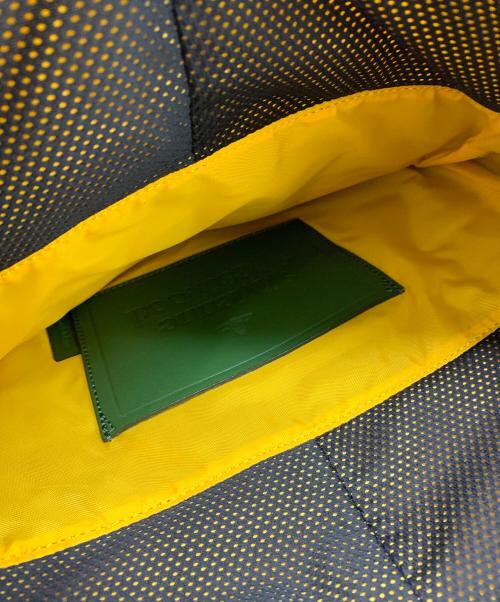 Vivienne Westwood（ヴィヴィアンウエストウッド）Vivienne Westwood (ヴィヴィアンウエストウッド) Vivienne Westwood　ボディバッグ ブラック×グリーンの古着・服飾アイテム