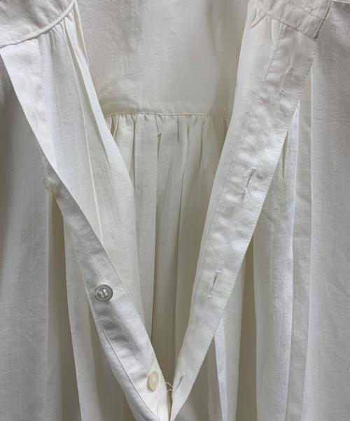 ISSEY MIYAKE（イッセイミヤケ）ISSEY MIYAKE (イッセイミヤケ) ISSEY MIYAKE　長袖ブラウス アイボリー サイズ:Mの古着・服飾アイテム