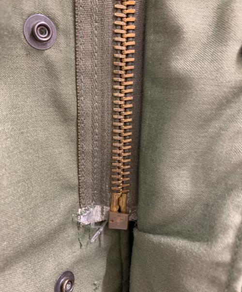 US ARMY（ユーエスアーミー）US ARMY (ユーエスアーミー) US ARMY　フィールドジャケット グリーン サイズ:Mの古着・服飾アイテム