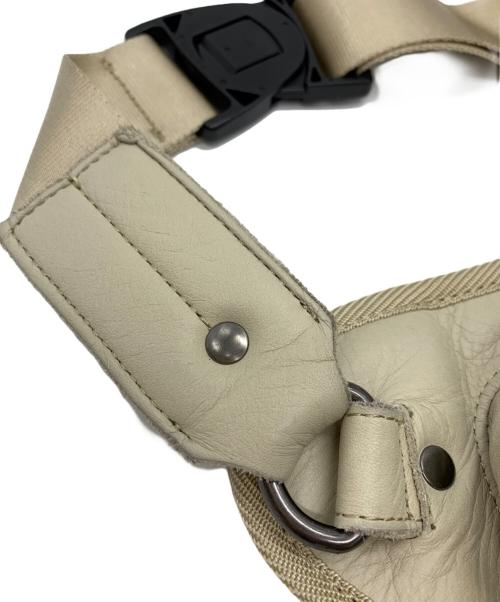 KUSHITANI（クシタニ）KUSHITANI (クシタニ) KUSHITANI　2WAYレッグバッグ アイボリーの古着・服飾アイテム