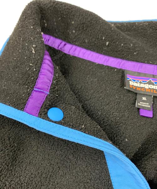 Patagonia（パタゴニア）Patagonia (パタゴニア) Patagonia　ライトウェイト・シンチラ・スナップT　フリースジャケット ブラック×ブルー サイズ:XLの古着・服飾アイテム