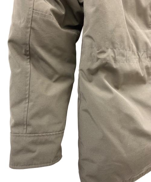 CANADA GOOSE（カナダグース）CANADA GOOSE (カナダグース) CANADA GOOSE ジャスパー  ダウンジャケット カーキ サイズ:Mの古着・服飾アイテム