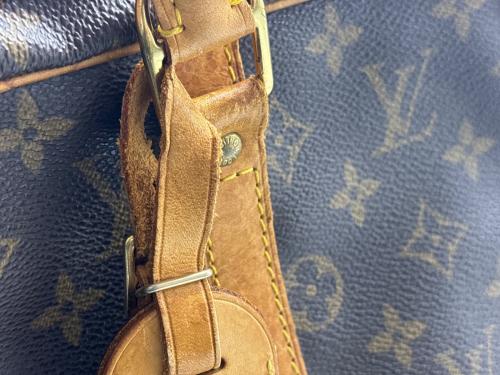LOUIS VUITTON（ルイ ヴィトン）LOUIS VUITTON (ルイ ヴィトン) ポルト ドキュマン ヴォワヤージュの古着・服飾アイテム