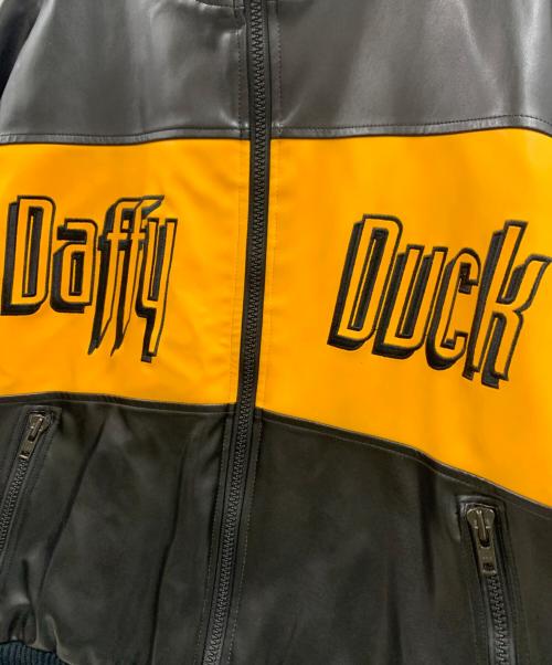 LOONEY TUNES（ルーニーチューンズ）LOONEY TUNES (ルーニーチューンズ) Daffy Duck ブラック×イエロー サイズ:不明の古着・服飾アイテム