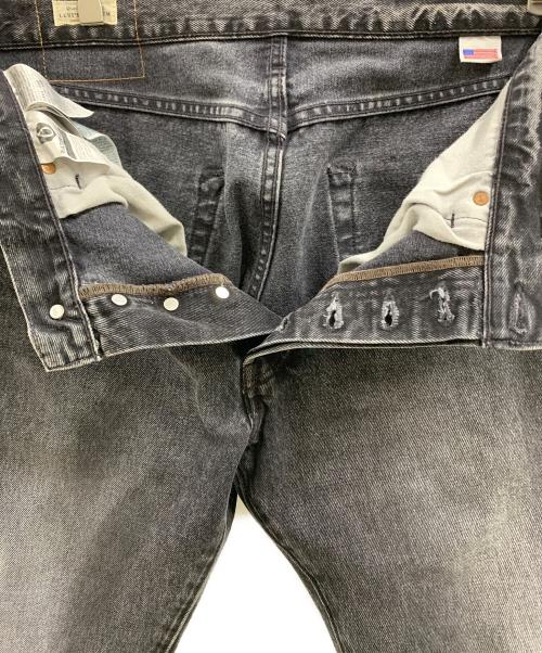 LEVI'S（リーバイス）LEVI'S (リーバイス) LEVI'S　	USA製 ボタンフライ　　501デニムパンツ ブラック サイズ:W33（83.5㎝）の古着・服飾アイテム