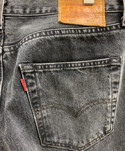 LEVI'S（リーバイス）LEVI'S (リーバイス) LEVI'S　	USA製 ボタンフライ　　501デニムパンツ ブラック サイズ:W33（83.5㎝）の古着・服飾アイテム