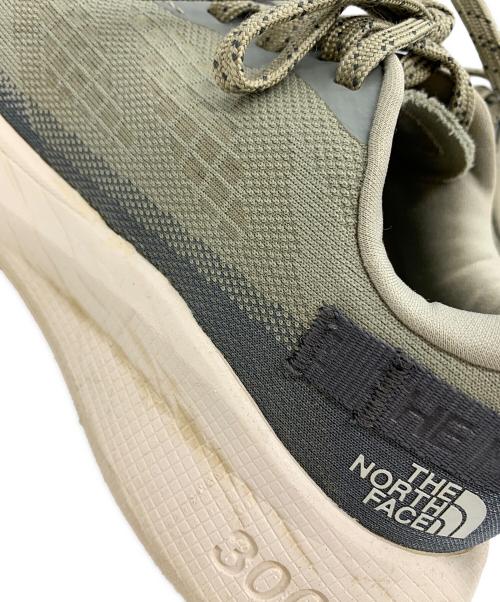 THE NORTH FACE（ザ ノース フェイス）THE NORTH FACE (ザ ノース フェイス) THE NORTH FACE　アルタメサ300　　ランニングシューズ ライトグレー サイズ:25㎝の古着・服飾アイテム