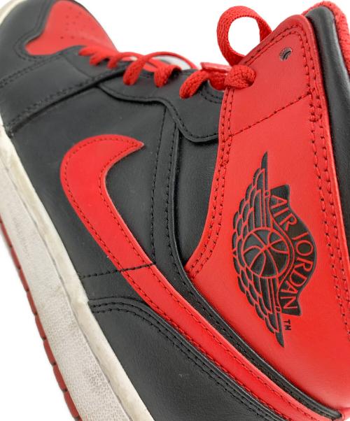 NIKE（ナイキ）NIKE (ナイキ) NIKE　Air Jordan 1 Mid　スニーカー ブラック×レッド サイズ:27cmの古着・服飾アイテム