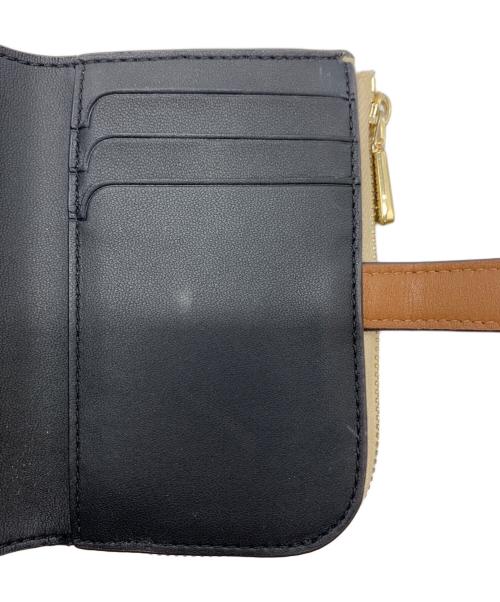 Kate Spade（ケイトスペード）Kate Spade (ケイトスペード) 2つ折り財布 ベージュの古着・服飾アイテム