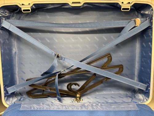 RIMOWA（リモワ）RIMOWA (リモワ) スーツケース シルバーの古着・服飾アイテム