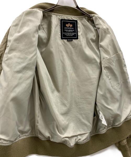 ALPHA INDUSTRIES（アルファインダストリーズ）ALPHA INDUSTRIES (アルファインダストリーズ) ALPHA INDUSTRIES　フライトジャケット カーキ サイズ:Mの古着・服飾アイテム