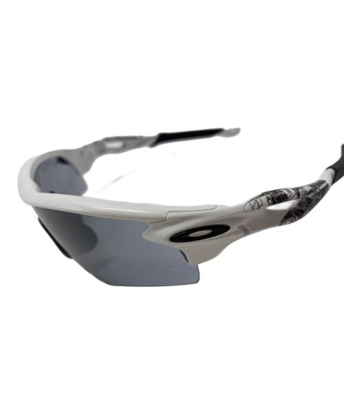 OAKLEY（オークリー）OAKLEY (オークリー) OAKLEY　RadarLock　サングラス ブラック×ホワイトの古着・服飾アイテム