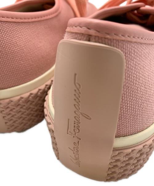 Salvatore Ferragamo（サルヴァトーレ フェラガモ）Salvatore Ferragamo (サルヴァトーレ フェラガモ) Salvatore Ferragamo　ローカットスニーカー ピンク サイズ:7 1/2の古着・服飾アイテム