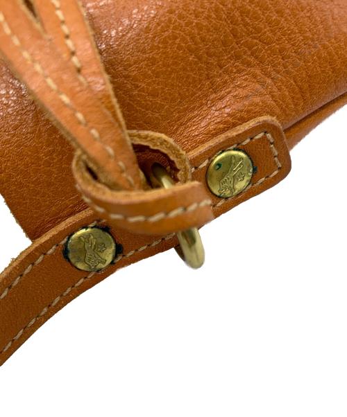 IL BISONTE（イル ビゾンテ）IL BISONTE (イル ビゾンテ) IL BISONTE　ショルダーバッグ キャメルの古着・服飾アイテム