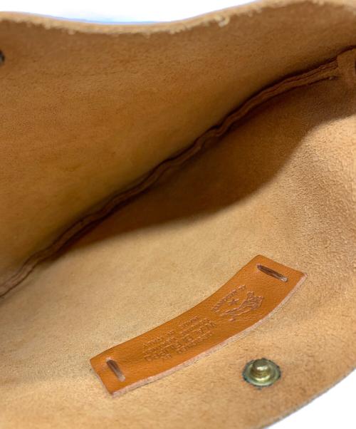 IL BISONTE（イル ビゾンテ）IL BISONTE (イル ビゾンテ) IL BISONTE　ショルダーバッグ キャメルの古着・服飾アイテム