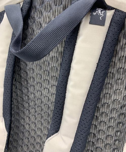 ARC'TERYX（アークテリクス）ARC'TERYX (アークテリクス) ARC'TERYX　Granville 16 Backpack　バックパック グレーの古着・服飾アイテム