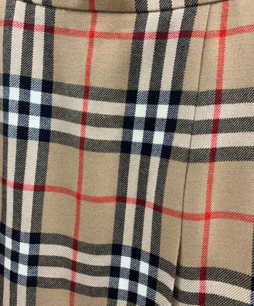 Burberry's（バーバリー）Burberry's (バーバリー) チェックスカート ブラウン サイズ:9の古着・服飾アイテム