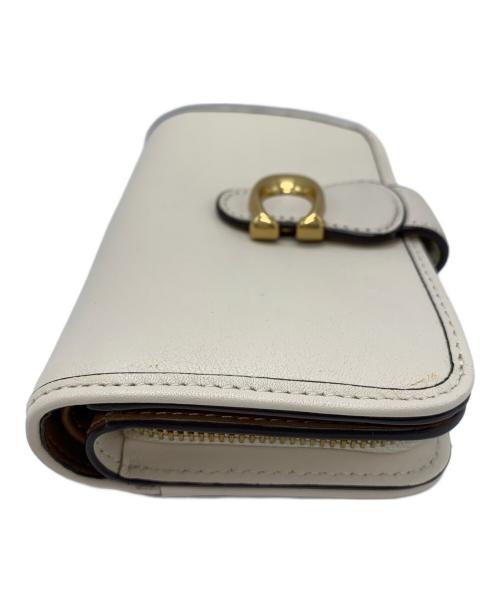 COACH（コーチ）COACH (コーチ) COACH　2つ折り財布 アイボリーの古着・服飾アイテム