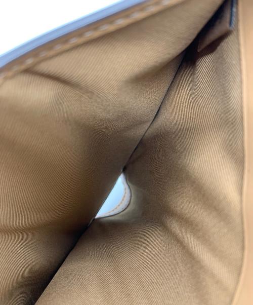 COACH（コーチ）COACH (コーチ) COACH　2つ折り財布 アイボリーの古着・服飾アイテム