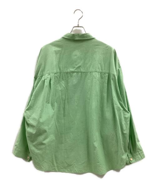 refomed（リフォメッド）refomed (リフォメッド) refomed　WRIST PATCH WIDE SHIRT CHAMBRAY　　長袖シャツ グリーン サイズ:3の古着・服飾アイテム