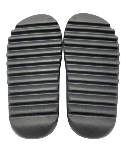 adidas（アディダス）adidas (アディダス) YEEZY Slide　adidas　サンダル ブラック サイズ:27.5ｃｍの古着・服飾アイテム