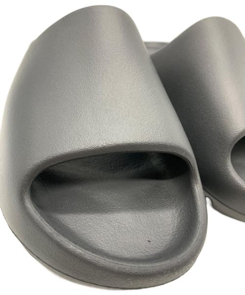 adidas（アディダス）adidas (アディダス) YEEZY Slide　adidas　サンダル ブラック サイズ:27.5ｃｍの古着・服飾アイテム